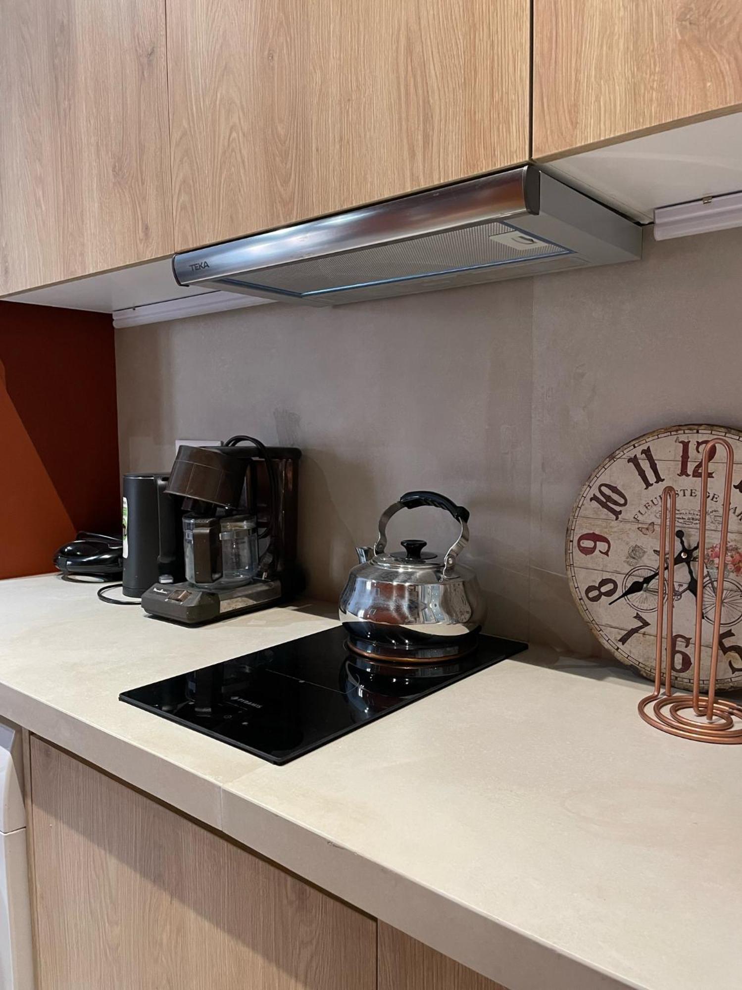 Apartment Near Metro + Port Πειραιάς Εξωτερικό φωτογραφία