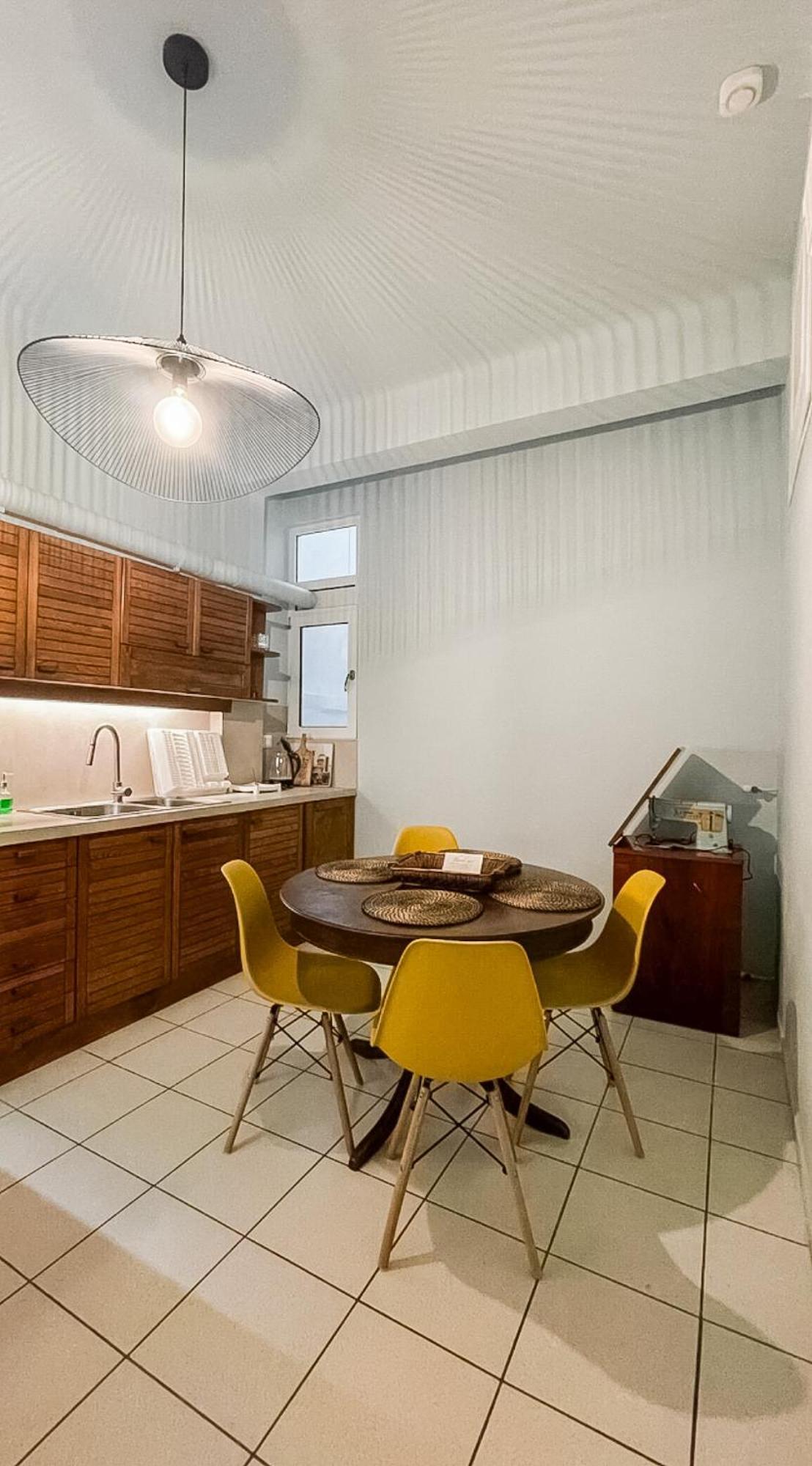 Apartment Near Metro + Port Πειραιάς Εξωτερικό φωτογραφία